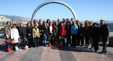 İzmir’in güçlü kadınları Karşıyaka’da  buluştu