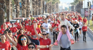 Karşıyaka 30. kez Ata’dan Ana’ya koştu! 