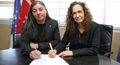 Karşıyaka Belediyesi’nde TİS sevinci: 