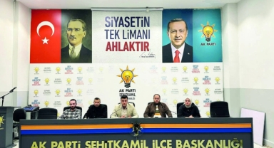 Kızılay AKP’lilere para dağıtmış