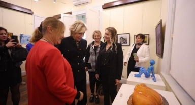 Konak’ta kadın sanatçılardan Ata’ya Saygı sergisi