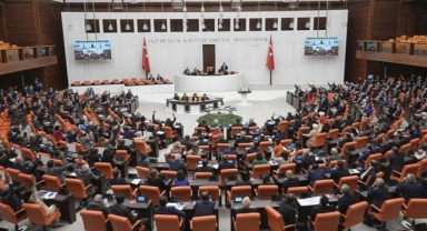 Meclis’te ithal vekil tartışması: “Mardin’den gelen ithal vekilsin!”