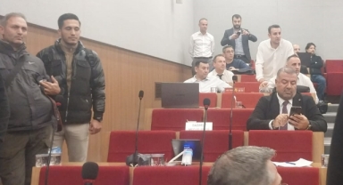 Öldürülen kadınları suçlamıştı: Meclis toplantısında 