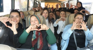 Sarıgöllü kadınlar Manisa’yı adım adım gezdi