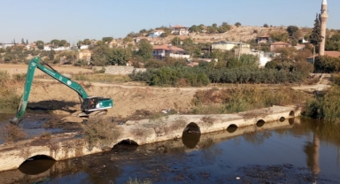 Yıkılma tehlikesiyle karşı karşıyaydı… Tarihi taş köprüyü kurtaracak adım! 