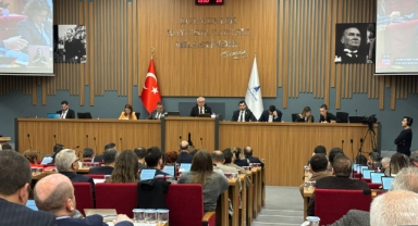 2024’ün son meclisinde yoğun gündem: Başkan Tugay’a tam yetki! 