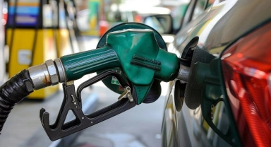 Akaryakıt fiyatlarındaki dalgalanma sürüyor: İşte güncel fiyatlar...