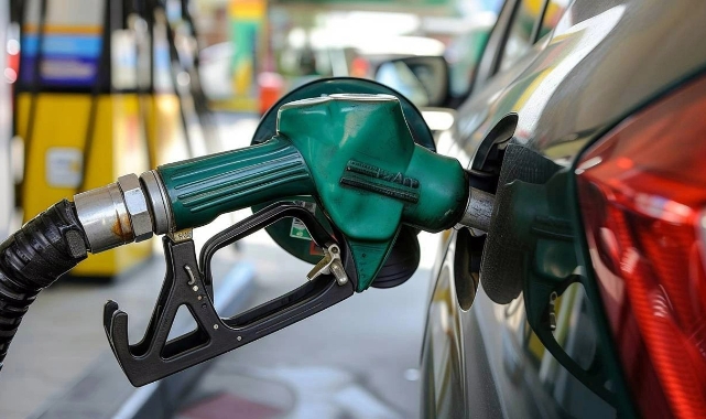 Akaryakıt fiyatlarındaki dalgalanma sürüyor: İşte güncel fiyatlar...