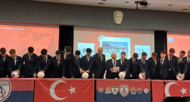 Altınordu'nun genç topçuları profesyonel oldu!