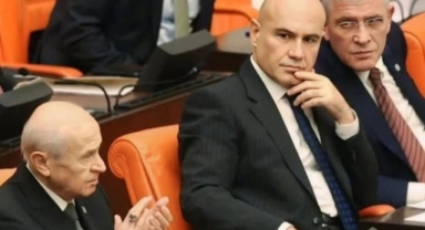 Dervişoğlu, gündem olan bakışını açıkladı: 