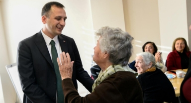 Başkan Eşki, Bornova'nın ulu çınarlarıyla buluştu: 