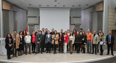 Başkan Eşki: “Gençlik, Bornova’nın geleceğine yön verecek”