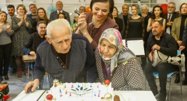 Başkan Kınay’dan Huzurevi’nde anlamlı yeni yıl kutlaması