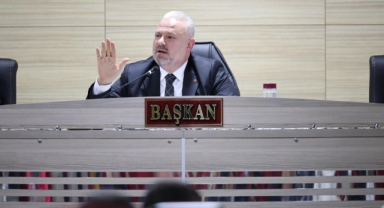 Başkan Pehlivan'dan fahiş konser iddialarına yanıt: Menemen'e saldırmaktan vazgeçin