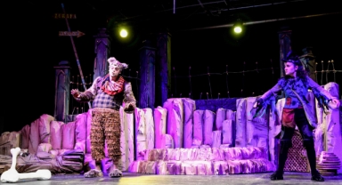 BBŞT’den Bornovalı miniklere tiyatro şöleni