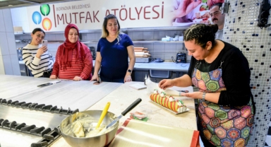 Bornova'da yılbaşı atölye çalışmalarıyla renkleniyor!