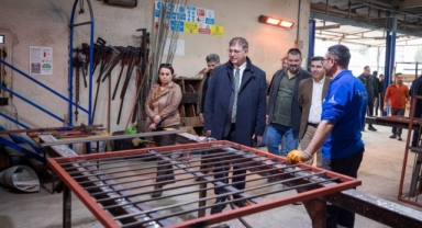 Buca’nın simgesi Hasanağa Bahçesi yenilenecek