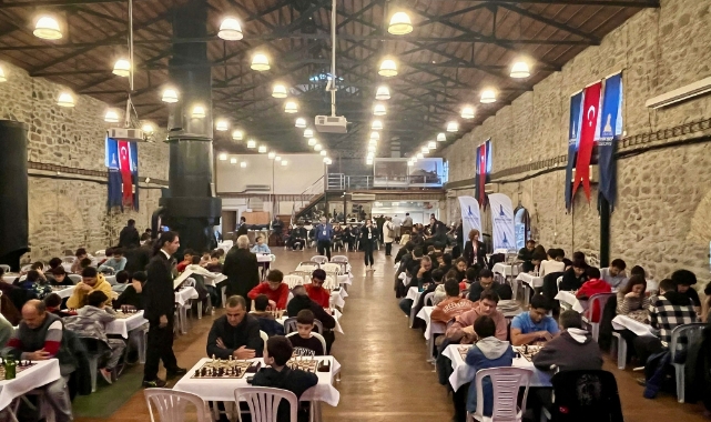 Büyükşehir’in geleneksel satranç turnuvası tamamlandı