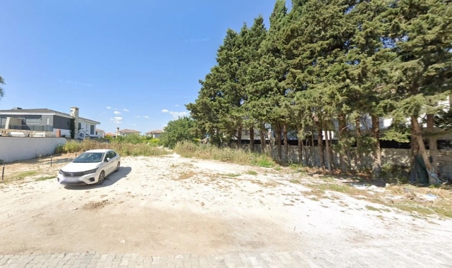 Çeşme'de milyonluk satış: 38 milyon belediyenin kasasına girecek!