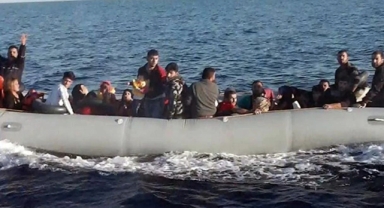 Çeşme'de sahil güvenlik operasyonu: 35 göçmen yakalandı