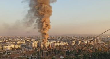 İsrail Suriye'yi vuruyor!