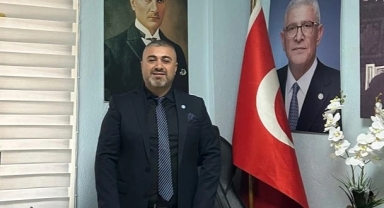 İYİ Parti Bayraklı İlçe Başkanı Ebubekir Çelik'ten 2025 Yılı Mesajı: 