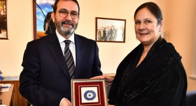 İzmir-İngiltere arasında “sağlıklı” gündem 