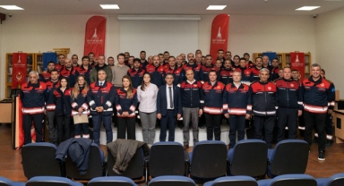 İzmir İtfaiyesi’nden yeni bir başarı!