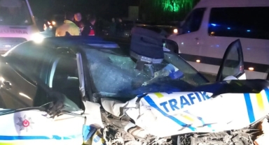 Kahramanmaraş'ta ticari araç ve polis otomobili çarpıştı: 1 ölü, 2 yaralı! 