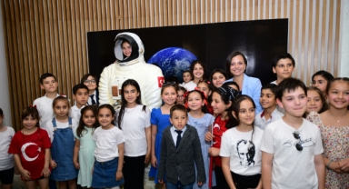 Karabağlar Belediyesi’nden çocuklara uzayla buluşma fırsatı