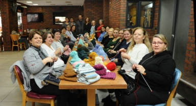 Karşıyaka’da çocuklar için ‘Bir Yumak Bir Gülüş’ projesi başladı