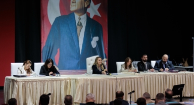 Konak Belediye Meclisi'nde 'ÇEDES' tepkisi: Laik, bilimsel eğitim anlayışına aykırıdır