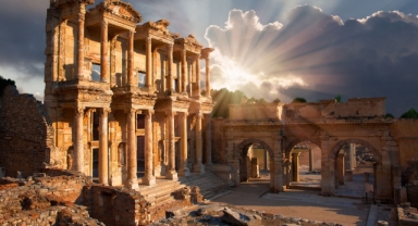 Kültür ve Turizm Bakanlığı açıkladı: İzmir 1 milyon 653 bin turist ağırlamış!