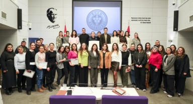 Manisa Büyükşehir’den, Buca Belediyesi çalışanlarına 'Resmi Yazışma Kuralları Eğitimi'