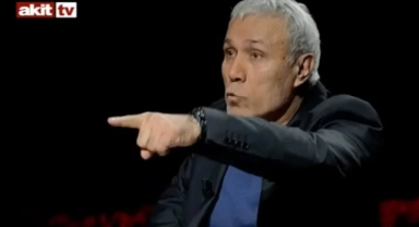 Mehmet Ali Ağaca teğmenleri tehdit etti: 