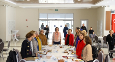 Seçilmiş Kadınlar 9. kez Karabağlar’da buluştu