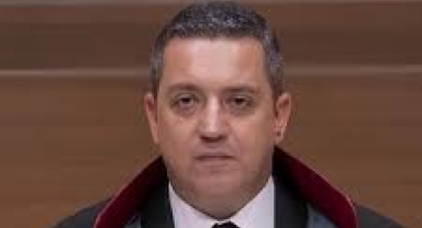 Teğmenleri Barolar Birliği Başkanı Erinç Sağkan savunacak!