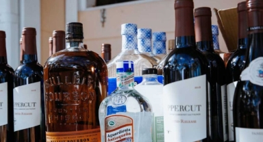 Ülke genelinde 'Çengel-11' operasyonları: 40 bin litre sahte içki ele geçirildi!