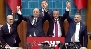 Ümit Özlale CHP'de!
