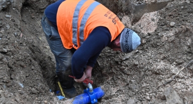 Başkan Zeyrek'in başlattığı altyapı seferberliği 17 ilçeye yayıldı!