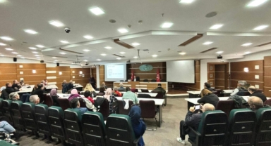 Bornova Belediyesi’nden zeytin üreticilerine destek