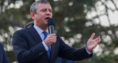 Gözaltına tepki gösteren Özel: 