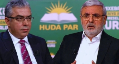 AKP'de 'İhanet' Krizi Büyüyor: Mehmet Metiner'den Mehmet Uçum'a cevap
