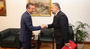 Başkan Aslanoğlu'ndan Özgür Özel'e ziyaret