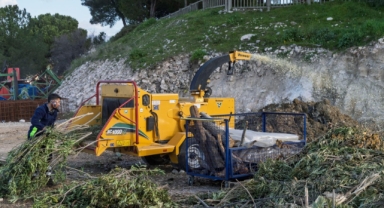 Başkan Tugay’ın sözünü verdiği Biyokömür Tesisi üretime başladı