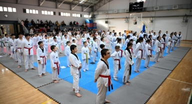 Bornova'da taekwondocuların kuşak heyecanı