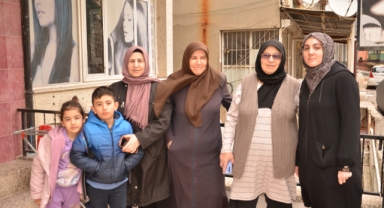 İzmir'in göbeğinde karanlığa boğuldular: GDZ Elektrik'ten bir çözüm yok!