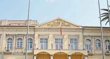 İzmir Valiliği'nden deprem açıklaması: Bilimsel çerçevede takip edilmektedir