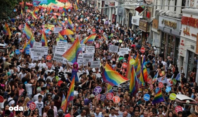 Taksim Meydanı yaya girişine kapatıldı