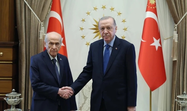 Beştepe'de Sürpriz Zirve: Cumhurbaşkanı Erdoğan ile Devlet Bahçeli Bir Araya Geldi
